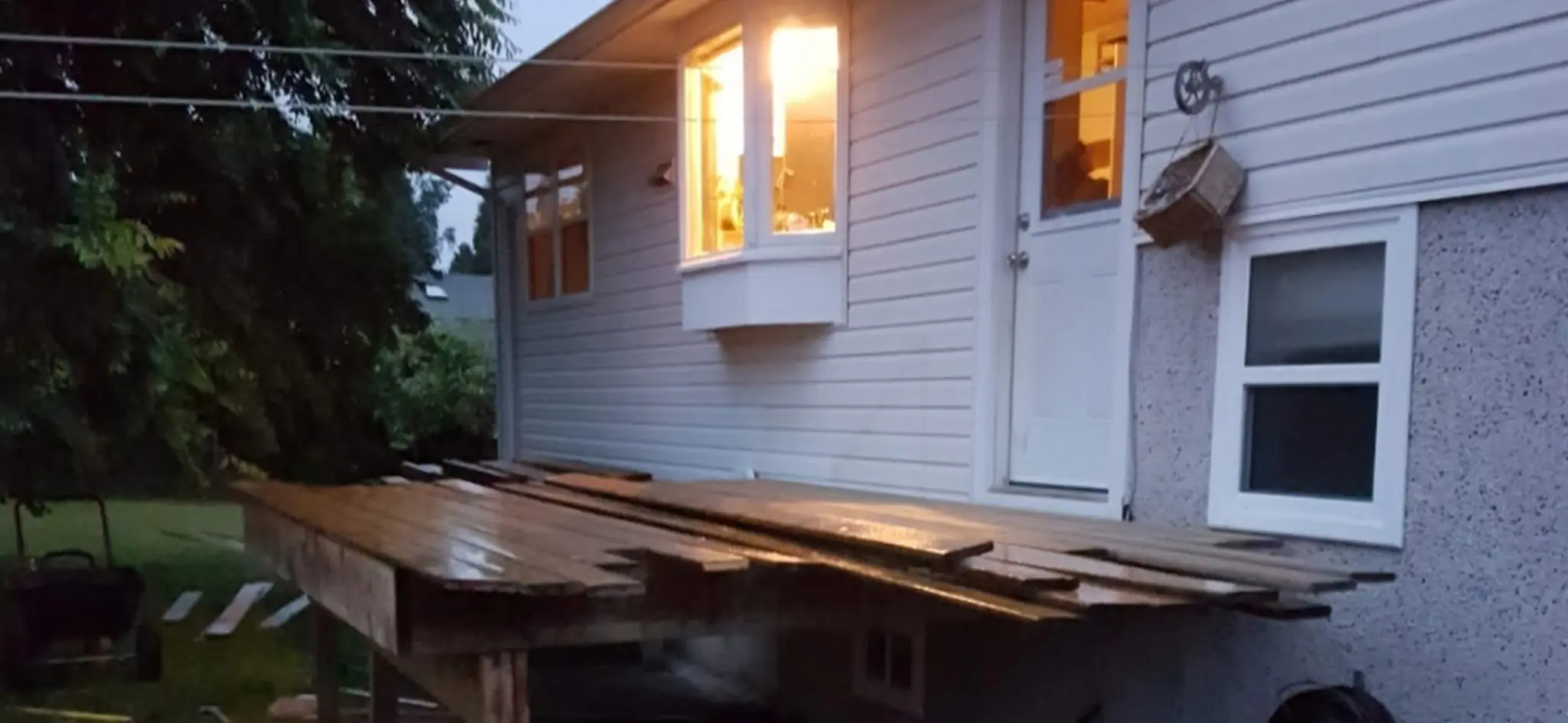 before picture of Deck Tresle
